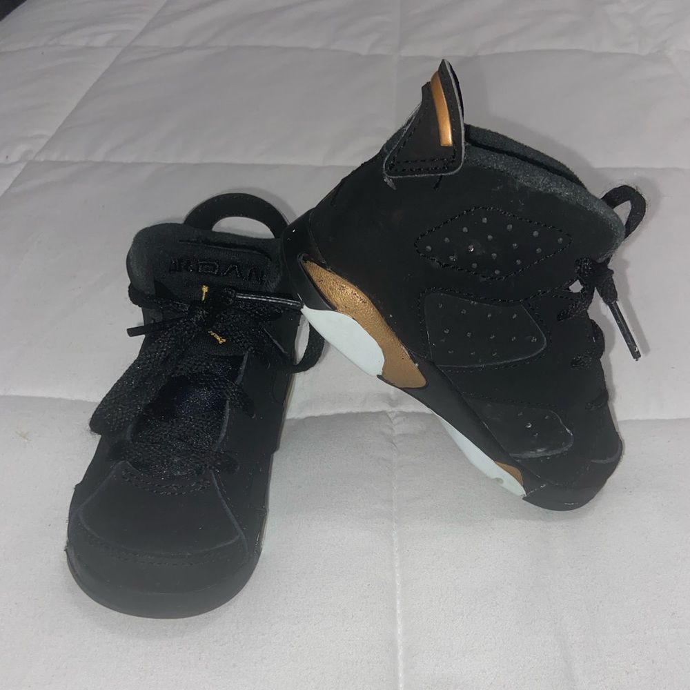 Jordan 6 Retro